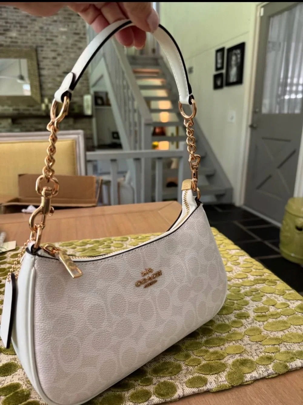 NWT Coach White Pebbled Leather Chain Shoulder Bag Crossbody Gold Hardware